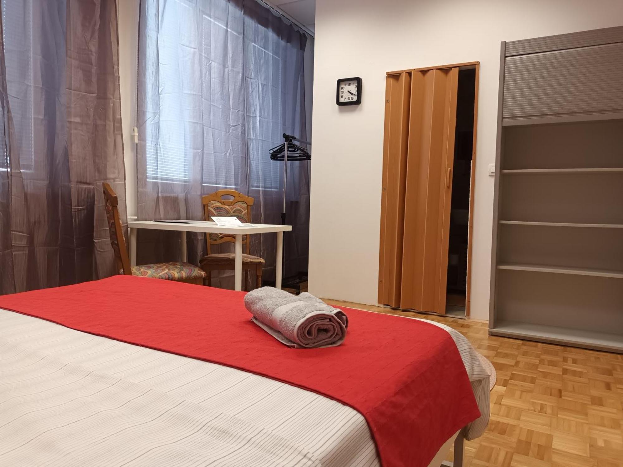 VIKSI hostel Laibach Zimmer foto