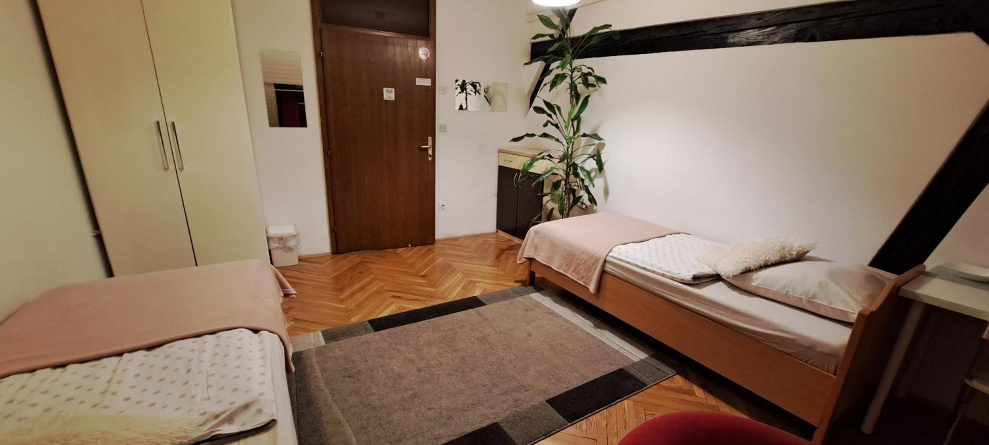 VIKSI hostel Laibach Zimmer foto